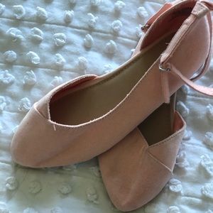 Pink ballerina shoes